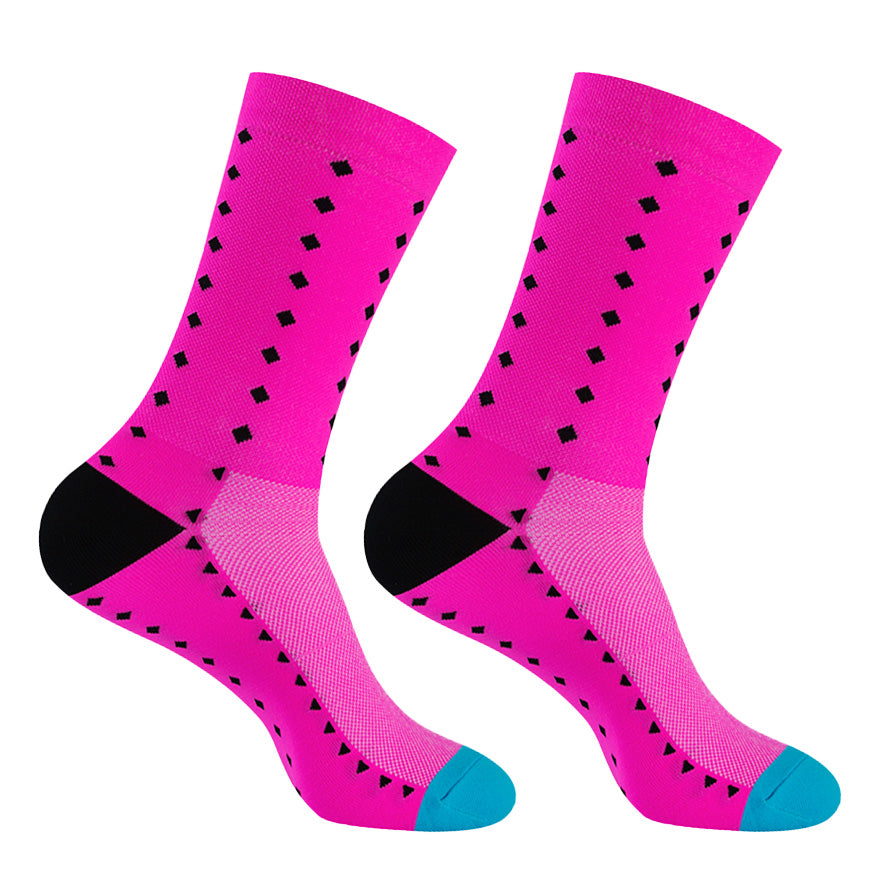 Petites chaussettes de compression colorées pour le sport